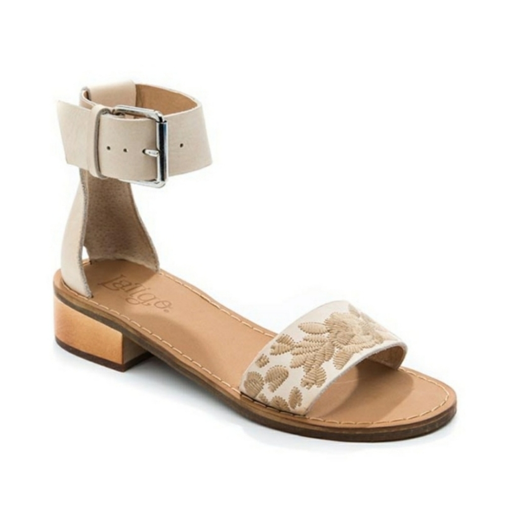 Latigo Tana Leather Sandal in ChampagneBrand New